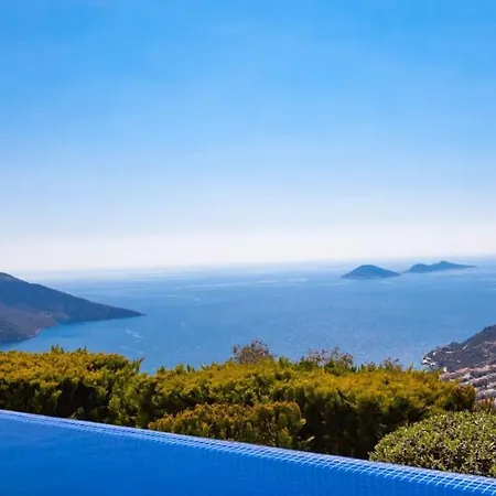 Serenity 3 Villa